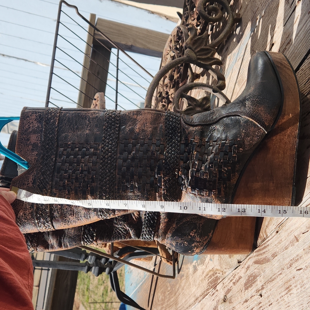 BUCKLE BED/STU COBBLER SERIES CALF BOOT!